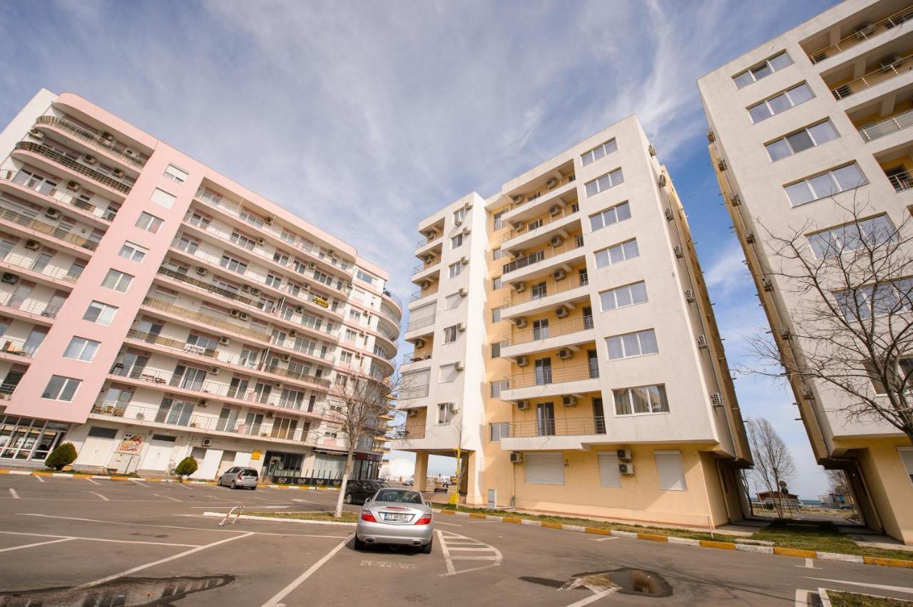 Summerland Relax Apartments 마마이아 외부 사진