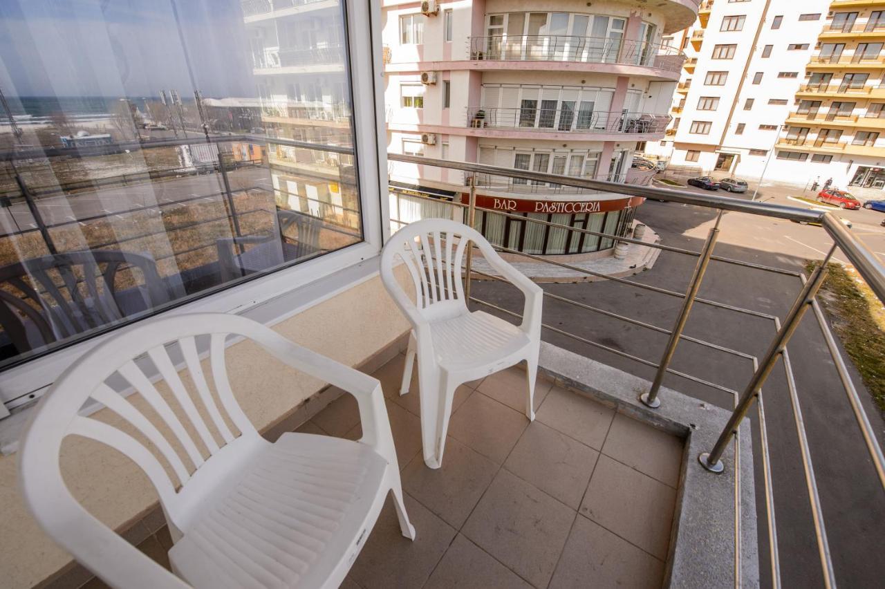 Summerland Relax Apartments 마마이아 외부 사진